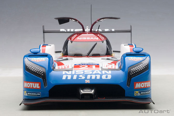 81579 NISSAN GT-R LM NISMO LEMANS 2015 T. MATSUDA, M.SHULZHITSKIY, L.ORDONEZ #21