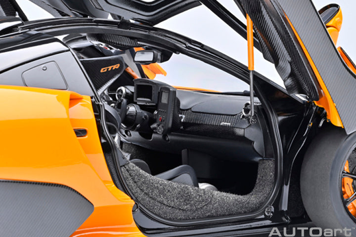 81956 McLAREN SENNA GTR (ORANGE)